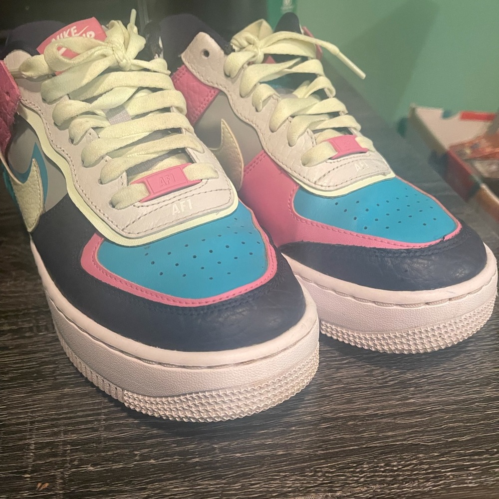 Women’s Nike Air Force size 8